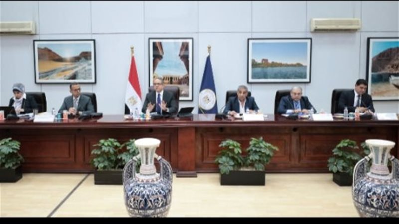اجتماع اللجنة الدائمة