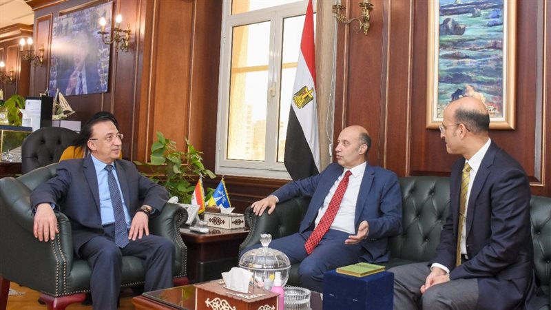 محافظ الإسكندرية