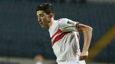 “فيريرا” يعقد جلسة مع أحمد فتوح بمران الزمالك