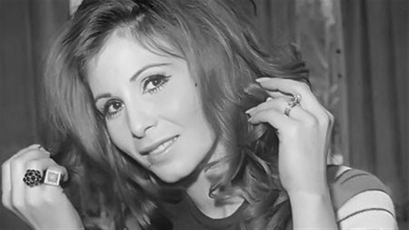 الفنانة زيزى البدراوى