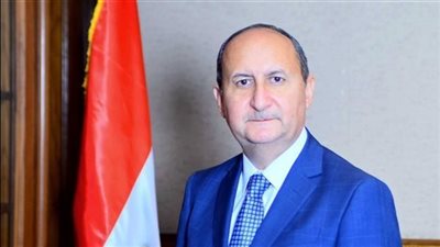 نيفين جامع تنعي المهندس عمرو نصار وزير التجارة والصناعة السابق