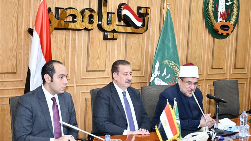وزير الأوقاف الدكتور