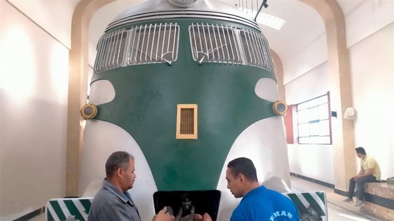 القطار الملكى