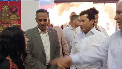 وزيرا الشباب والأوقاف يتفقدان مركز شباب الخارجة للتنمية الشبابية بالوادى الجديد