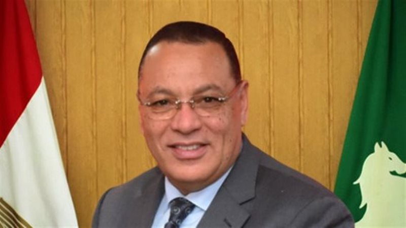  الدكتور ممدوح غراب