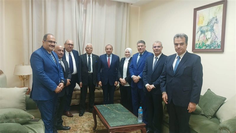 اللجنة المُختصة بترشيح