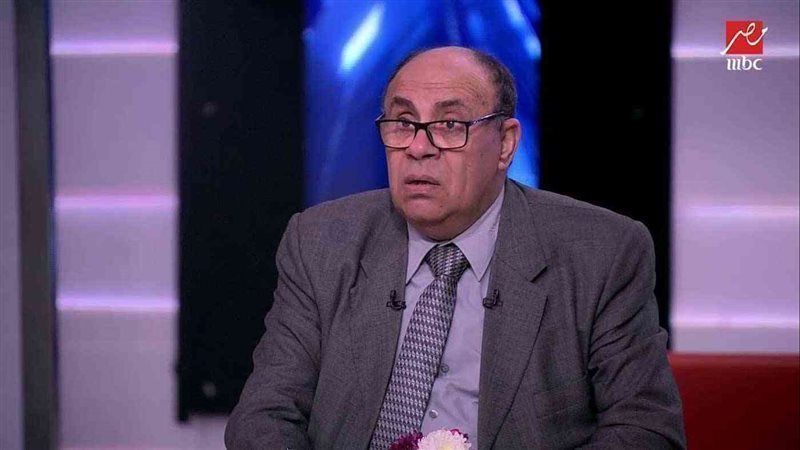 الدكتور مبروك عطية