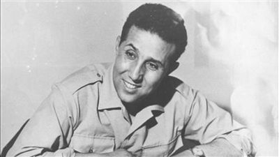 عاش 15 عاما تحت الإقامة الجبرية.. 19 يونيو 1965 عزل بن بلة وتولي بومدين 