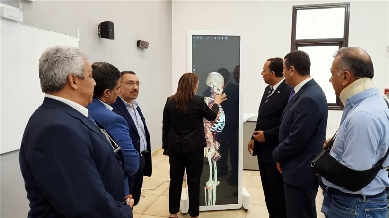 لجنة قطاع طب الأسنان