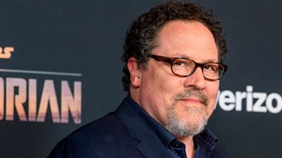  jon favreau يحصل على نجمة في ممشى نجوم هوليوود 