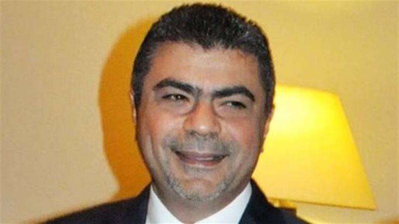 رجل الأعمال أيمن