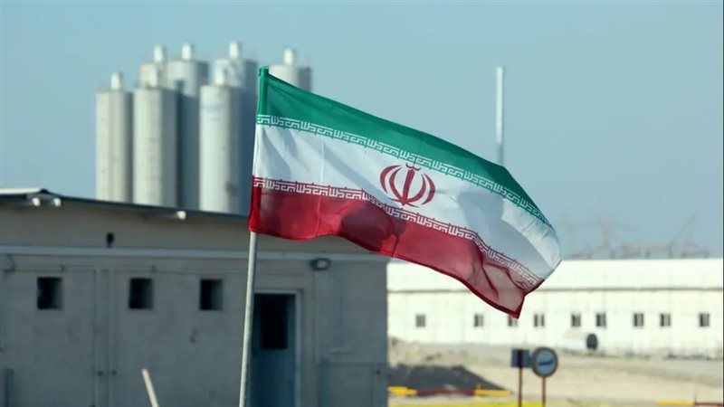إيران 