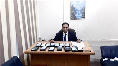 إحباط تهريب 16 هاتفا بحوزة راكب بمطار القاهرة 