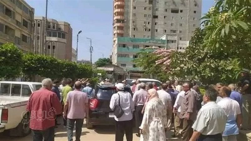 تجمهر موظفي الزراعة