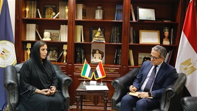 وزير السياحة يلتقي سفيرة الإمارات بالقاهرة لبحث التعاون