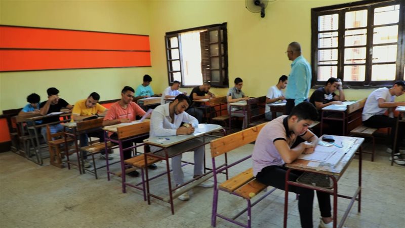 امتحانات الثانوية