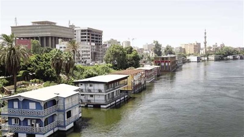 العائمات السكنية