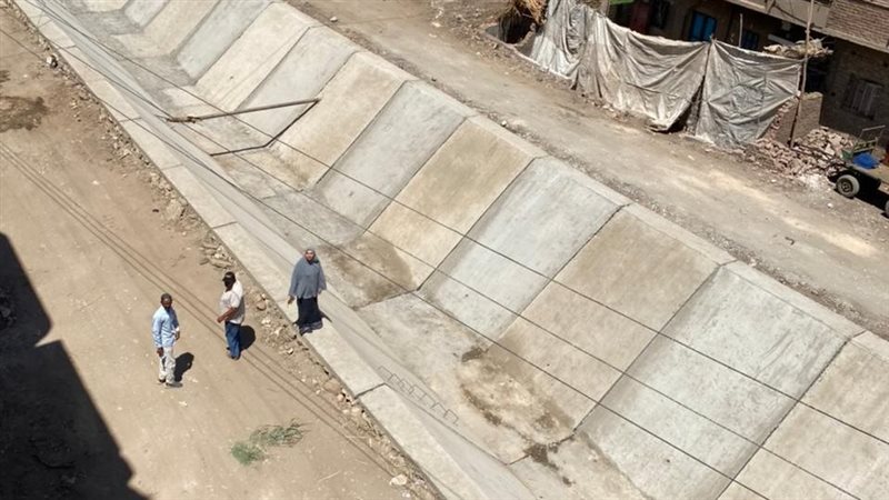 تبطين الترع بأسيوط