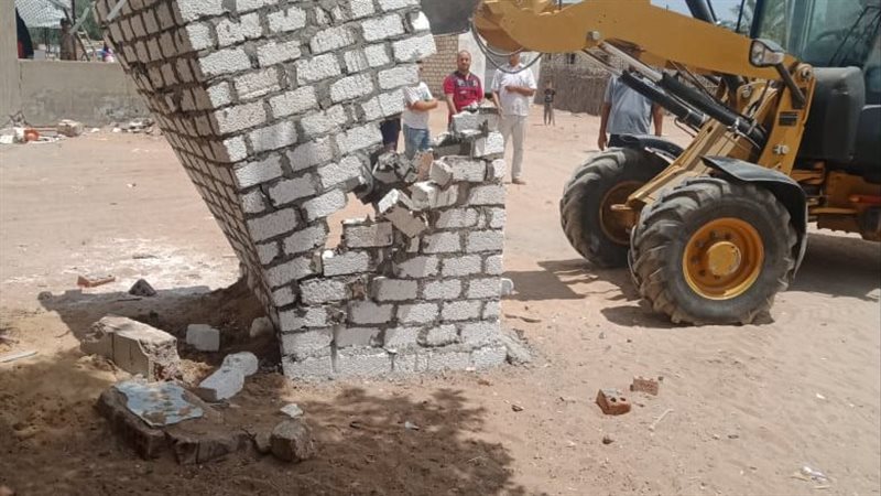 جانب من حملة الإزالة