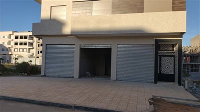 لتوفير خدمات وفرص عمل.. تعرف على المزاد العلني لبيع محال تجارية بأسيوط الجديدة