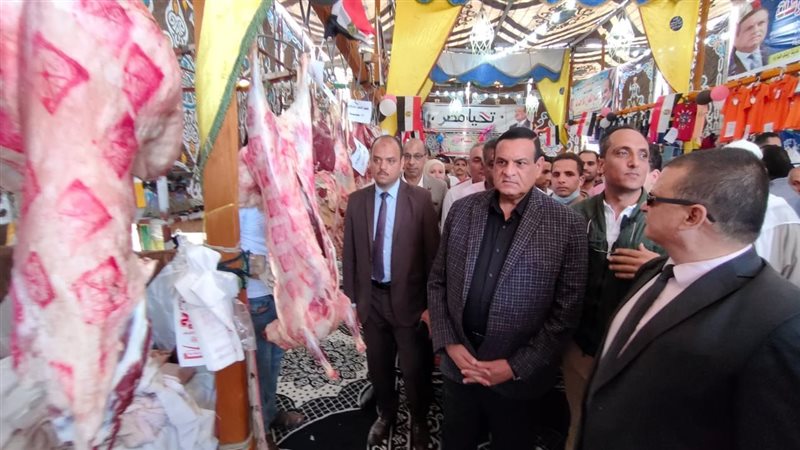 محافظ البحيرة في