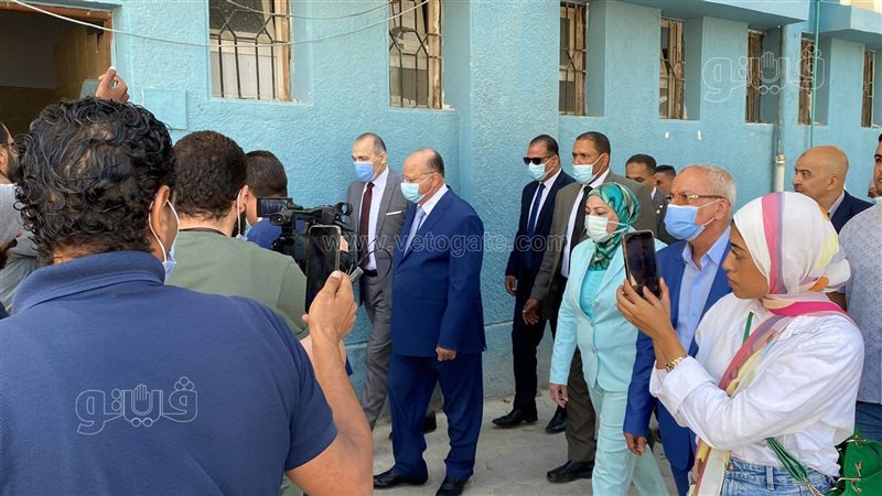 محافظ القاهرة اللواء