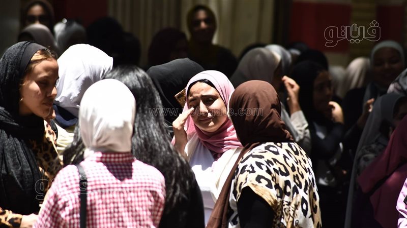 انهيار طلاب الثانوية