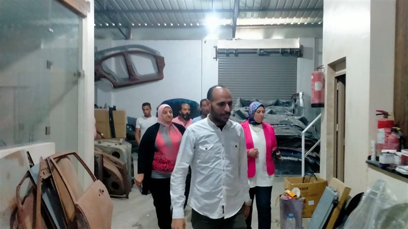 ضبط مركز خدمة سيارات