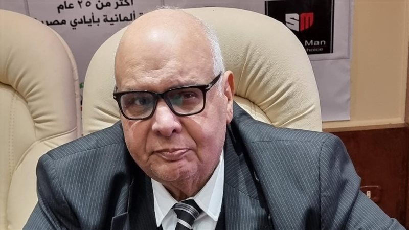 الدكتور محمد خميس