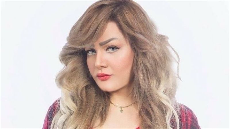 المذيعة شيماء جمال