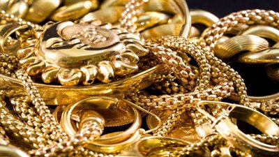 أخبار الاقتصاد.. ارتفاع سعر الريال السعودي اليوم.. تراجع الذهب.. وزيادة أسعار سجائر 
