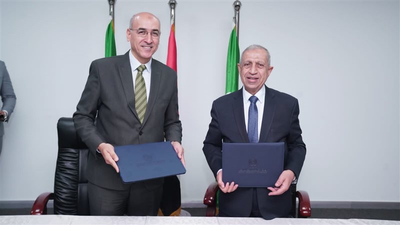 تعاون بين الأكاديمية