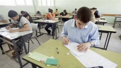 طلاب الثانوية العامة يؤدون امتحان الديناميكا.. غدا