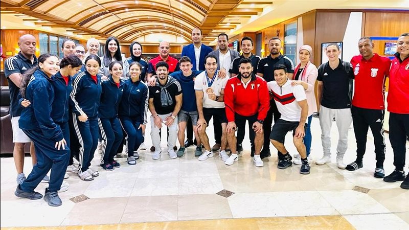استقبال أبطال البحر