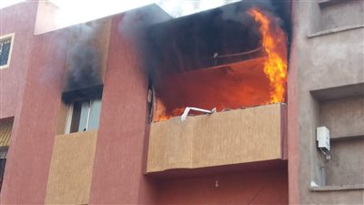 الاستماع لأقوال الجيران في مصرع طفل وإصابة والدته في حريق شقة بكرداسة