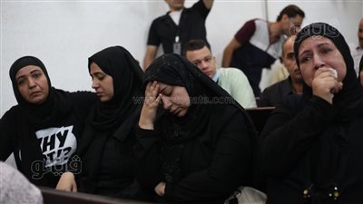 وصول أسرة نيرة أشرف إلى جنايات المنصورة لحضور جلسة الحكم على قاتلها بعد إحالة أوراقه للمفتي | فيديو