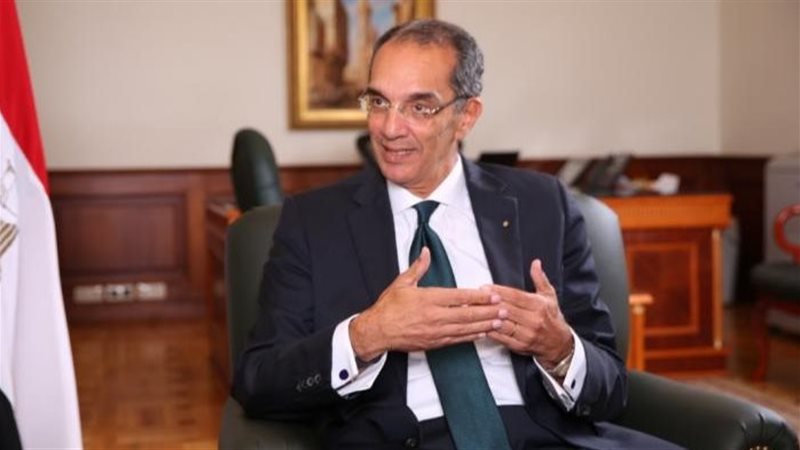 وزير الإتصالات