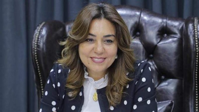 الدكتورة منال عوض