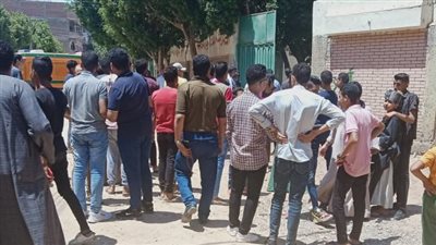 28 ألف طالب بالثانوية العامة يؤدون امتحان اللغة الإنجليزية بـ87 لجنة في أسيوط