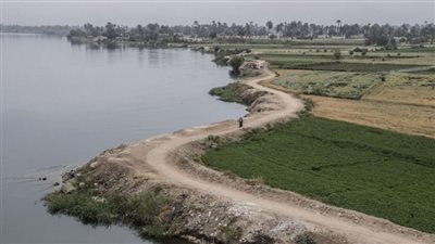 عداد إنقاذ نهر النيل.. الري تزيل اليوم 45 ألف حالة تعد في 5 محافظات 
