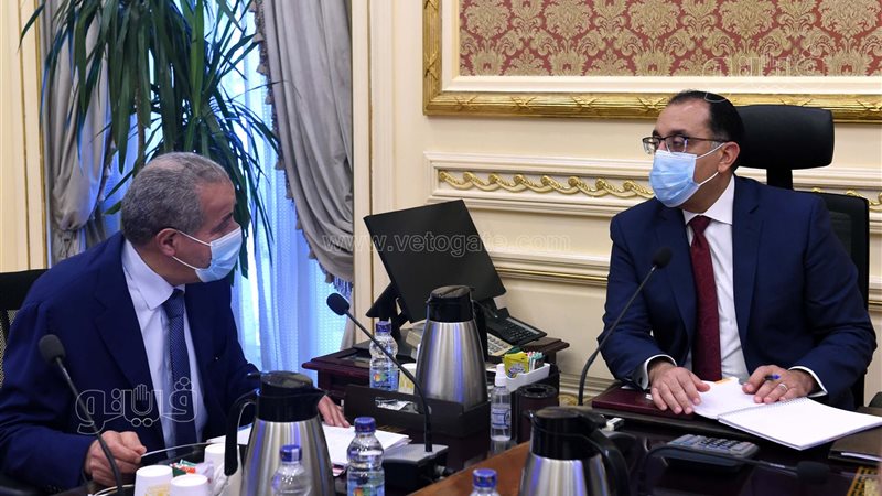 رئيس الوزراء ووزير