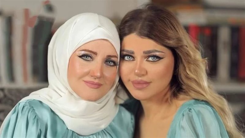 ياسمين الخطيب ووالدتها