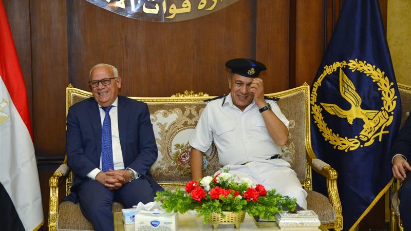 جانب من الزيارة