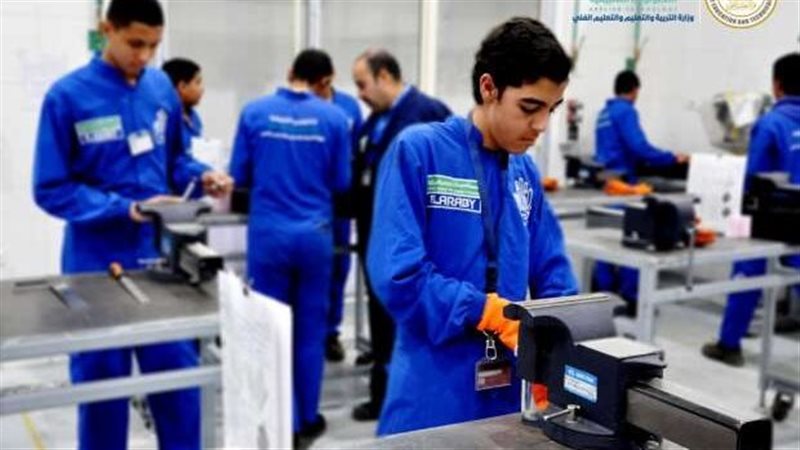 المدارس الفنية بالقاهرة