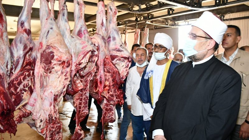 وزير الأوقاف يتفقد