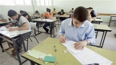 تداول أسئلة وإجابات امتحان الجيولوجيا على جروبات الغش.. والتعليم تحقق
