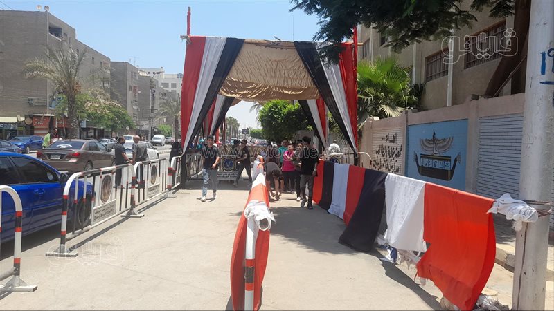 احدى لجان الثانوية