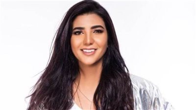 الفنانة ريم سامي تفسخ خطوبتها في هدوء تام بعد عام من الارتباط