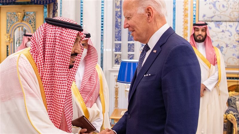 بايدن والملك سلمان