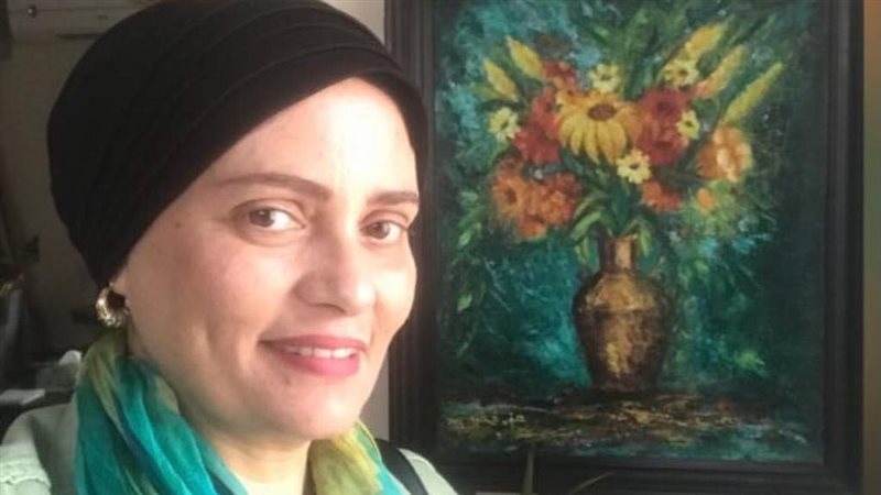 الفنانة عزة فخري